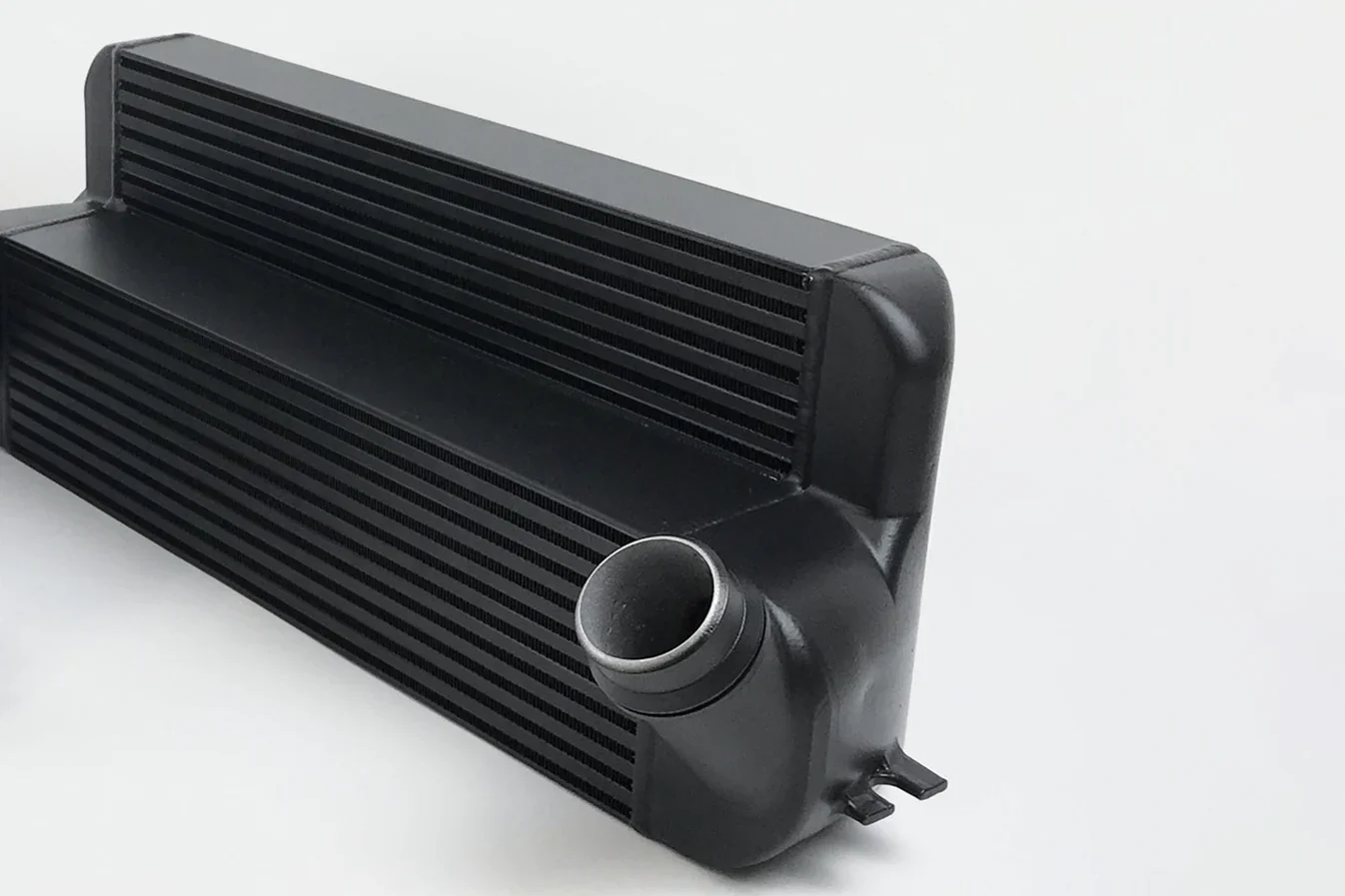 BMW F87 M2 / F3X / F2X (N55) HIGH-PERFORMANCE STEPPED CORE INTERCOOLER - Image 2
