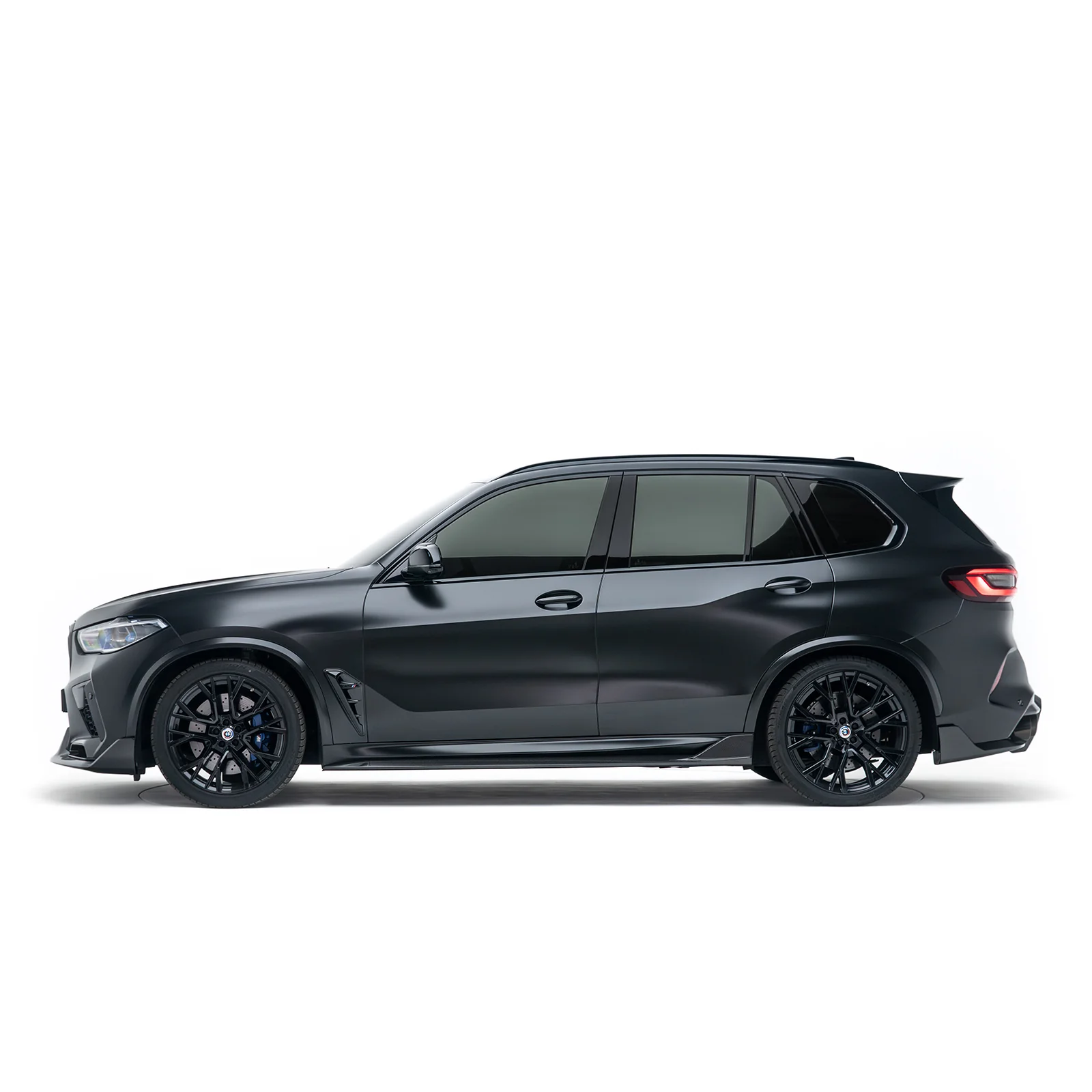 BMW F95 X5M PREPREG SIDE SKIRTS - Image 3