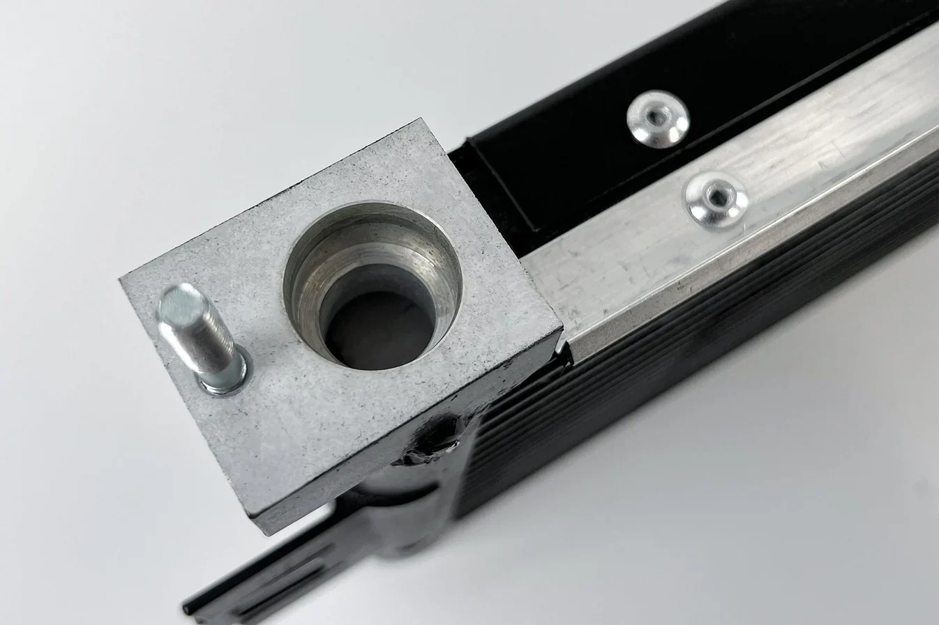 CSF BMW G8X M3/M4/M2 HIGH-PERFORMANCE ENGINE OIL COOLER - Image 4