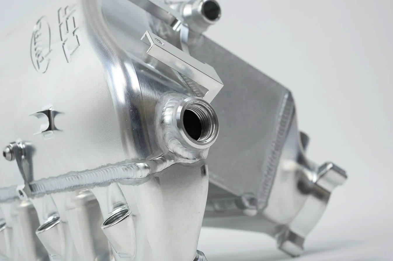 CSF BMW G9X M5 HIGH-PERFORMANCE CHARGE-AIR COOLERS - Image 2