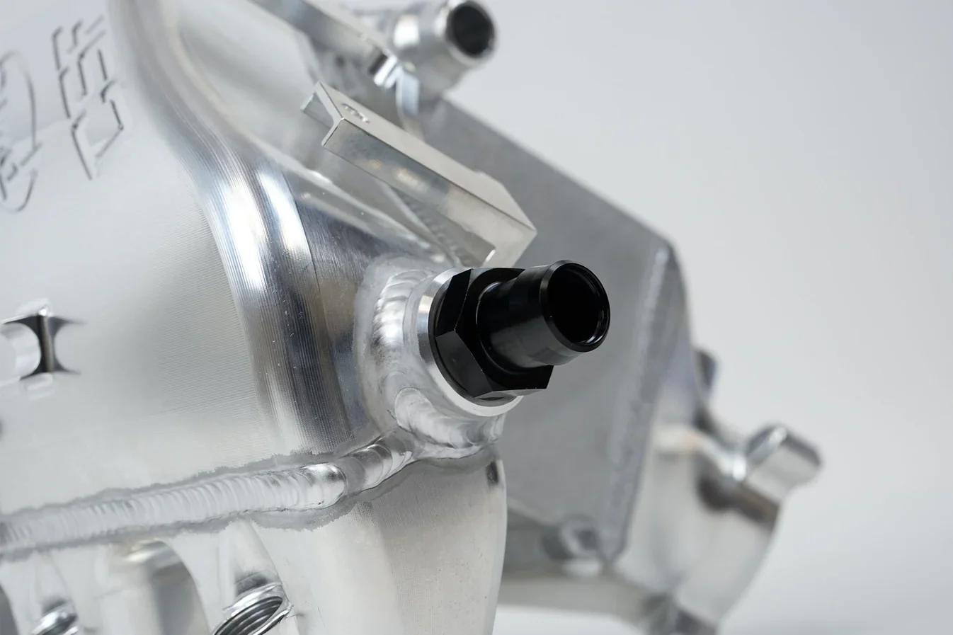 CSF BMW G9X M5 HIGH-PERFORMANCE CHARGE-AIR COOLERS - Image 4