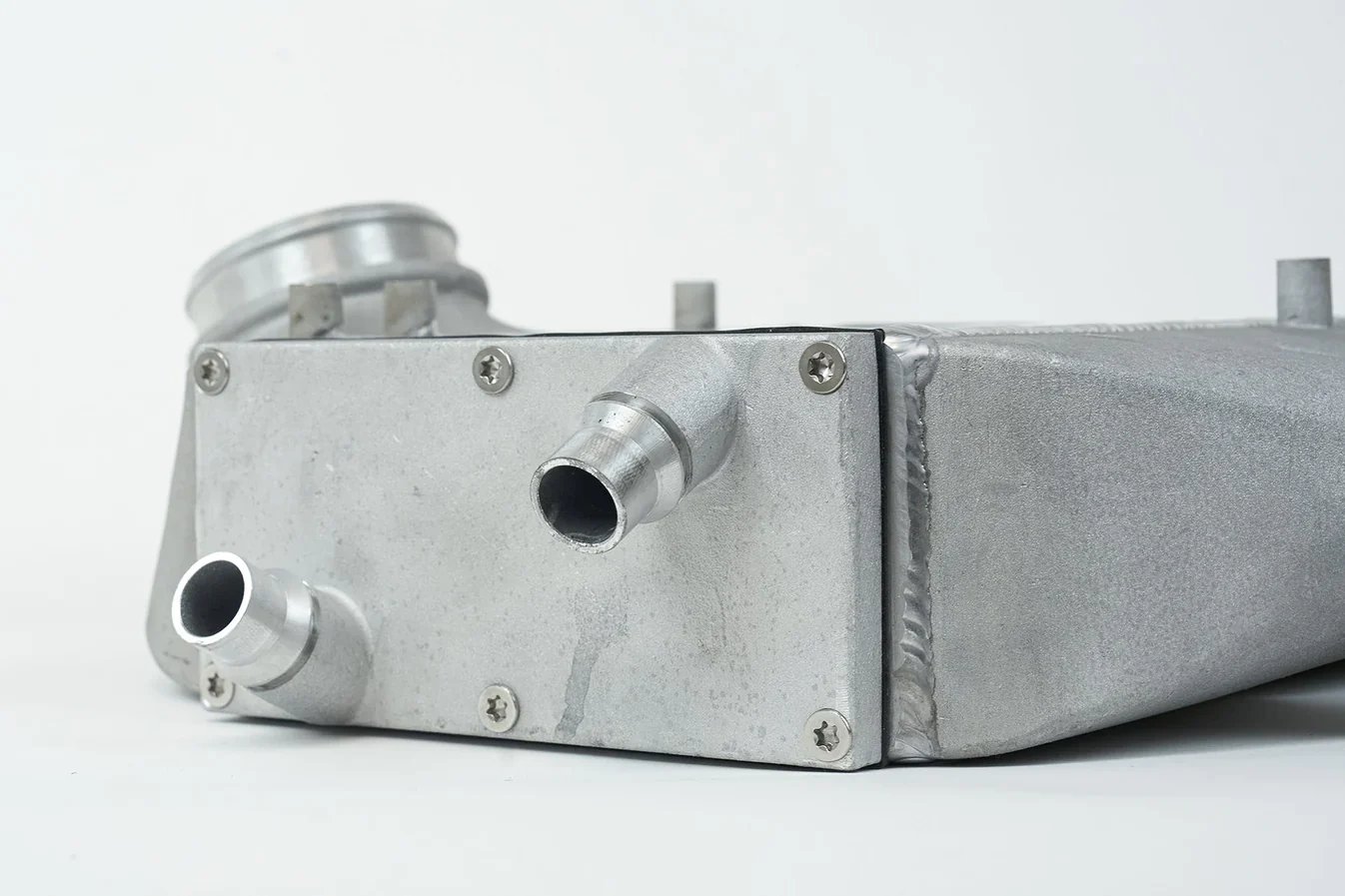 CSF BMW F8X M3 / M4 / M2 COMP TOP MOUNT CHARGE-AIR-COOLER - Image 11