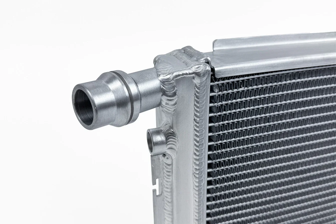 CSF PORSCHE 992 911 HIGH-PERFORMANCE ALL-ALUMINUM RADIATOR (CENTER) - Image 3