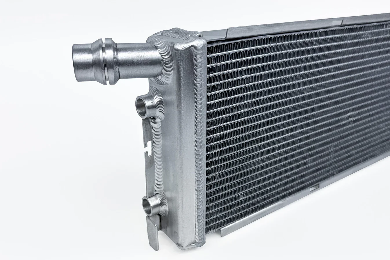 CSF PORSCHE 992 911 HIGH-PERFORMANCE ALL-ALUMINUM RADIATOR (CENTER) - Image 5