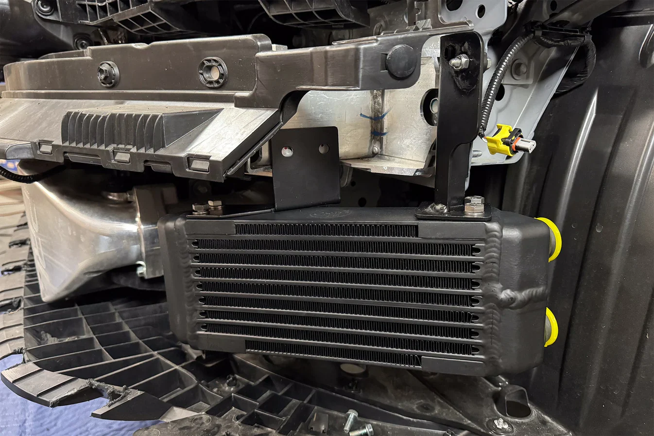 CSF HONDA FL5 CIVIC TYPE R DUAL ENGINE OIL COOLER KIT - Image 16