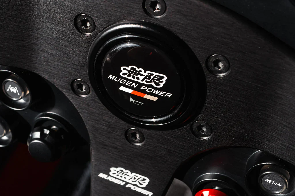 JQ WERKS MADTRACE® MOMO STEERING WHEEL 6X70MM HORN CAP ADAPTER - Image 4