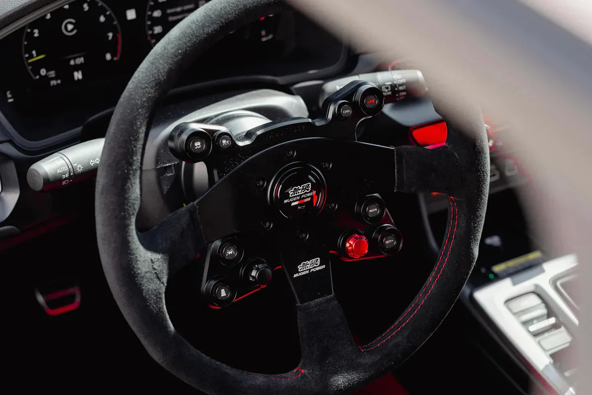 JQ WERKS MADTRACE® MOMO STEERING WHEEL 6X70MM HORN CAP ADAPTER - Image 5