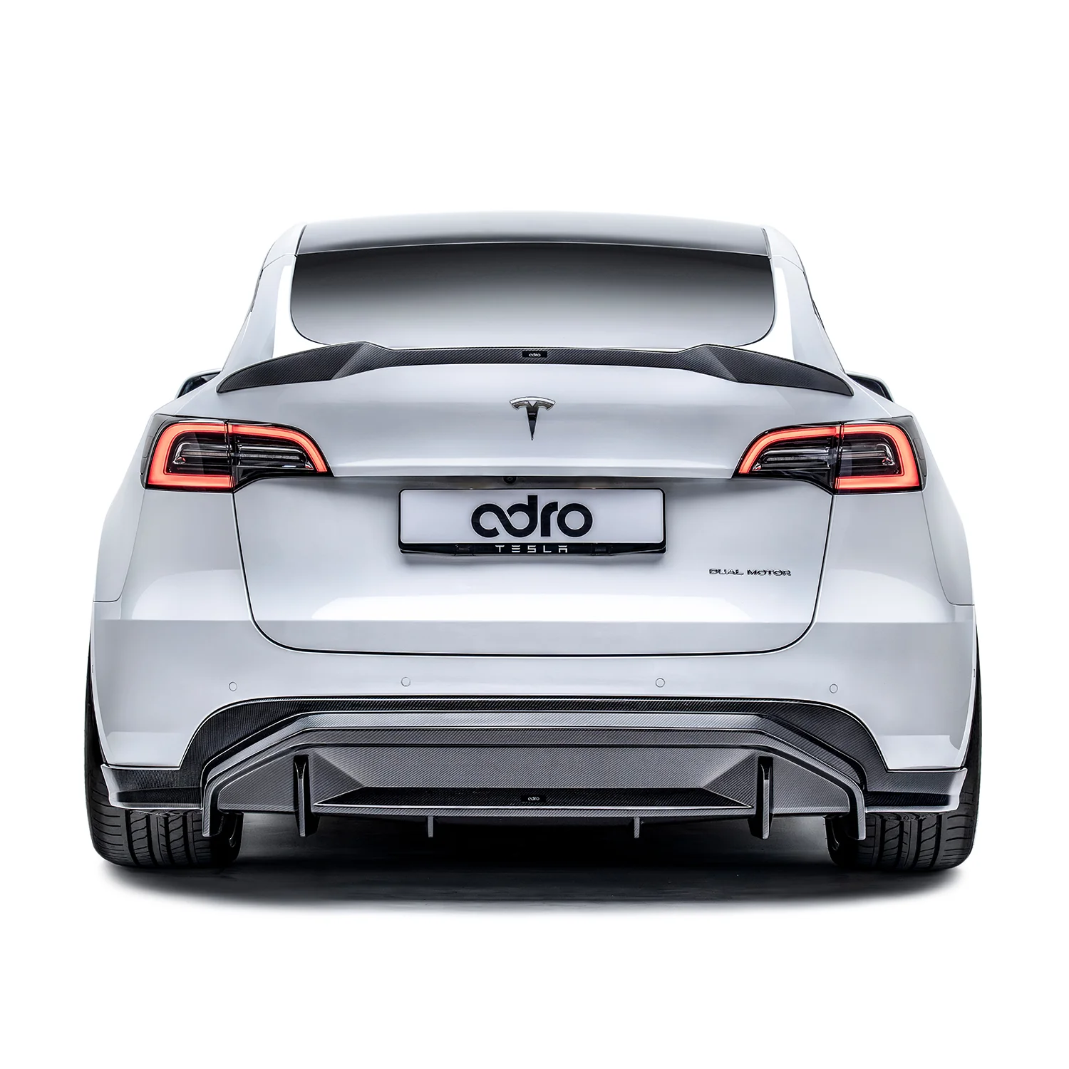 TESLA MODEL Y CARBON FIBER SPOILER V2 - Image 2